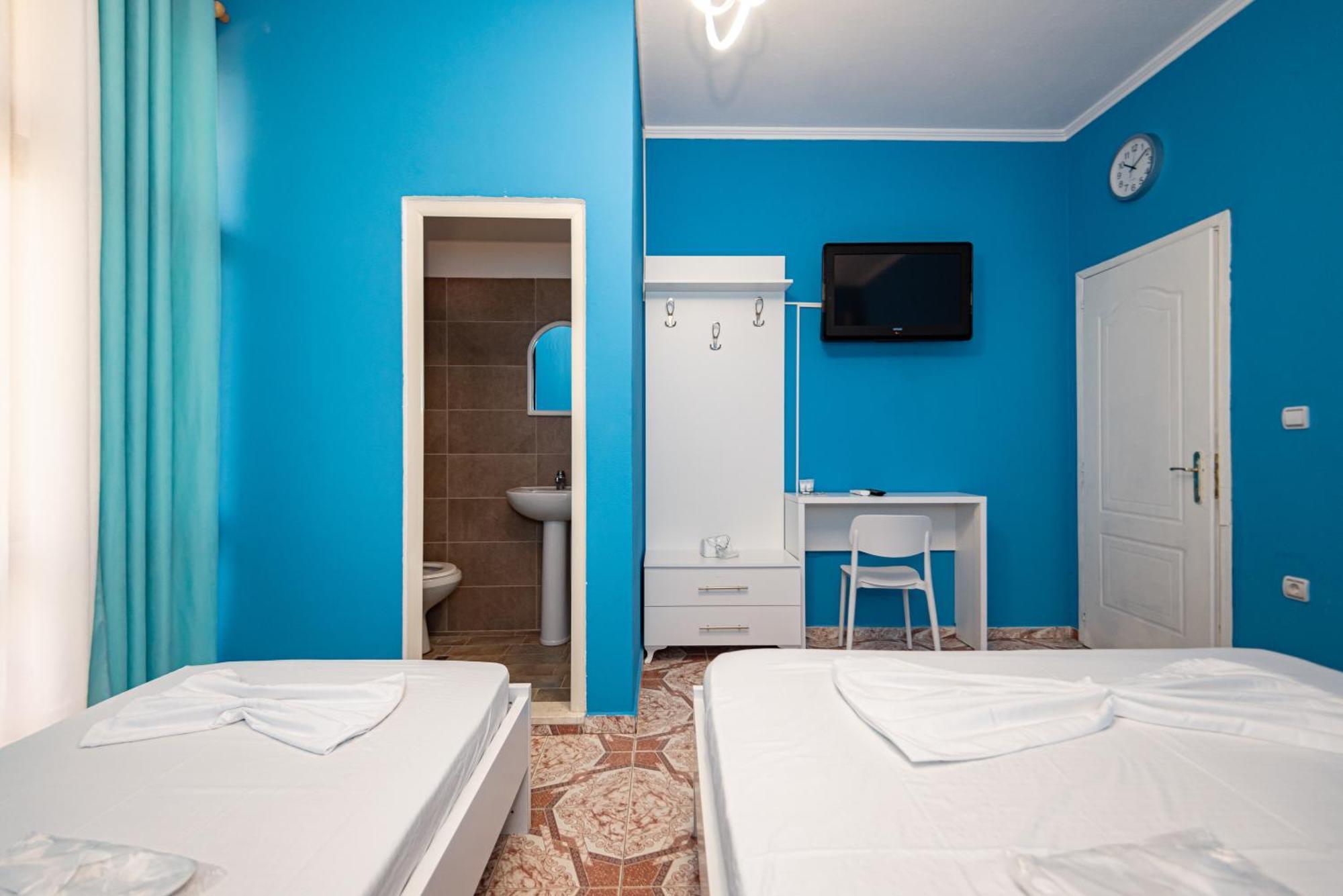 Vila Al3 Durrës Exterior foto